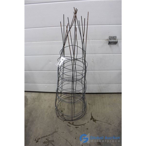 (5) Metal Tomato Cages