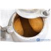 Image 10 : (2) Cast Iron Frying Pans & Kettle Pot