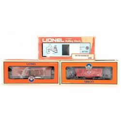 Lionel train cars with original boxes