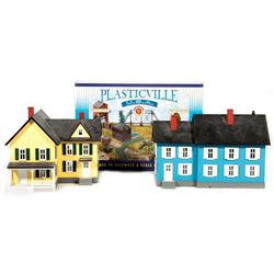 MTH and Plasticville O Gauge (3) Buildings