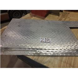 Aluminum 31" x 24"