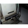 Image 8 : Juki MB-373N Automatic Feed Button Sewing Machine w/ BR10 Robot (the bowl shakes a little)