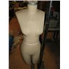 Image 2 : Dress Form
