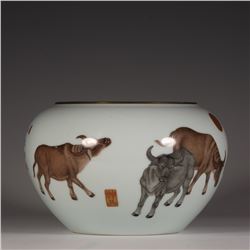 Famille Rose Jar, Daqing-Qianlong-Nianzhi Mark