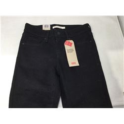 Levis Mid-Rise Skinny Jean with Sculpt (size 2)