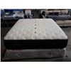 Image 2 : King Size Mattress ultra plush floor model demo display