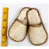Image 8 : Chippewa Birch Bark Child's Slippers
