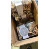 Image 4 : 2 boxes of new canvas prints