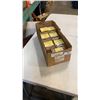 Image 1 : CASE OF 1 1/2 INCH FLAT WOOD SCREWS