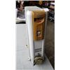 Image 2 : DELONGHI OIL HEATER - NO WHEELS