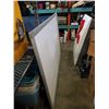 Image 4 : LARGE WHITE BOARD - APPROX 78 X 50 INCH
