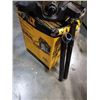 Image 4 : Dewalt stainless wet dry vac DXV 10 SA tested working