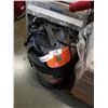 Image 2 : KUBOTA SHOP VAC - HOSE INSIDE