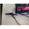 Image 2 : MOTOMASTER BATTERY CHARGER