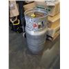 Image 2 : Forklift propane tank