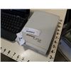 Image 2 : SMALL HP LAPTOP AND SUPER DISK 120MB