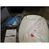 Image 2 : Brondell swash CL 99 non-electric bidet toilet seat