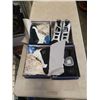 Image 1 : 4 pairs of new Wayne Gretzky runners size 2.5
