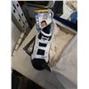 Image 3 : 4 pairs of new Wayne Gretzky runners size 2.5