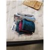 Image 1 : 3 new remington heated brushes and 6 new ladies leggings
