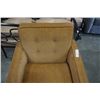 Image 2 : STYLUS ACCENT CHAIR