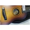 Image 2 : FIRST ACT ADAM LAVINE YOUTH GUITAR