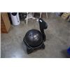 Image 3 : Gaiam ergonomic ball chair - needs new ball