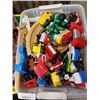 Image 3 : 2 HAMPERS OF KIDS TOYS TRAIN TRACK TOYS