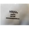 Image 8 : MIKASA DINNERWARE SET