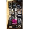 Image 2 : TRAY OF CAMERAS AND TRAY OF FLASHLIGHTS