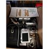 Image 1 : BOX OF DIGITAL CAMERAS