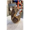 Image 1 : HAND WOVEN TRADITIONAL ZULU LIDDED BASKET FROM SOUTH AMERICA