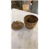 Image 3 : VINTAGE WOVEN BASKET