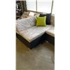 Image 2 : BRAND NEW PREMIUM SMALL L OUTDOOR SECTIONAL RETAIL $1199 W/ LIGHT GREY CUSHIONS AND 2 ACCENT PILLOWS