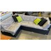 Image 1 : BRAND NEW PREMIUM SMALL L OUTDOOR SECTIONAL RETAIL $1199 W/ LIGHT GREY CUSHIONS AND 2 ACCENT PILLOWS