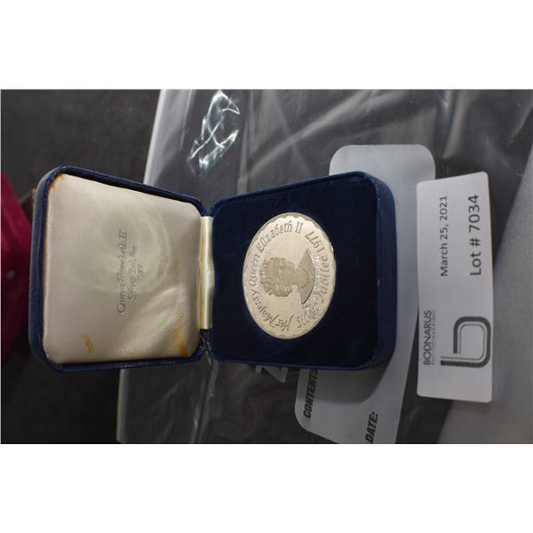 1977 QUEEN ELIZABETH 1.33 OZ STERLING MEDAL