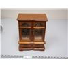 Image 1 : JEWELRY BOX DISPLAY CABINET (8 1/2 X 11 1/2 IN HIGH) ETCHED GLASS