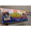 Image 2 : 2X THE MONEY - Factory Sealed 445 Card Lots, Premier Edition, 5 Exclusive Lindros Cards