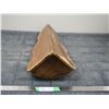 Image 4 : WOODEN CORNER SHELF (6 1/2 X 19 IN LONG)