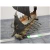 Image 5 : VIKING FOLK ART SHIP (20 X 22 1/2 IN TALL) MADE IN SPAIN