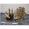 Image 6 : 2X THE MONEY/ SHIP ORNAMENTS WOODEN