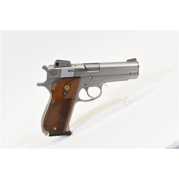 Smith & Wesson Model 639