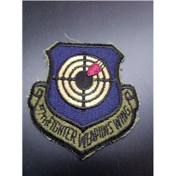 VINTAGE MILITARY PATCH