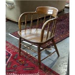 VINTAGE WINDSOR PENN. COUNTYRY STYLE OAL ARMCHAIR