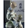 Image 2 : LLADRO PORCELAIN FIGURINE 5.702 SCHOOL CHILDREN