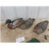Image 2 : 3 Floating Duck Decoys, 2 Flat Vintage Gevelot Decoys