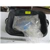 Image 2 : LG. ENAMELED ROASTER & METAL LIFTING RACK