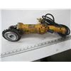 Image 2 : DEWALT ANGLE GRINDER