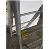 Image 2 : ALUMINUM LADDER