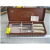 Image 1 : CASED CARVING SET